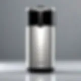 Sleek design of the Zojirushi beverage container