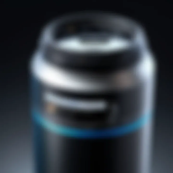 Detail of the insulation technology used in the Zojirushi beverage container